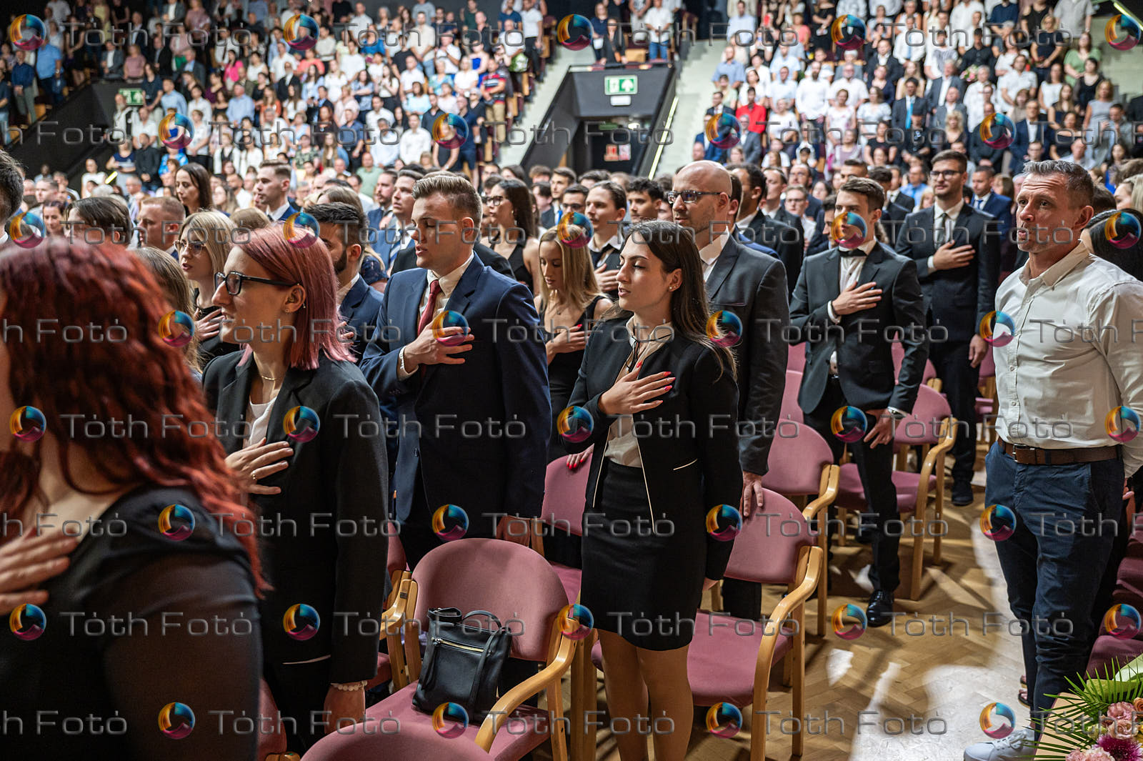 2037 DSC 399