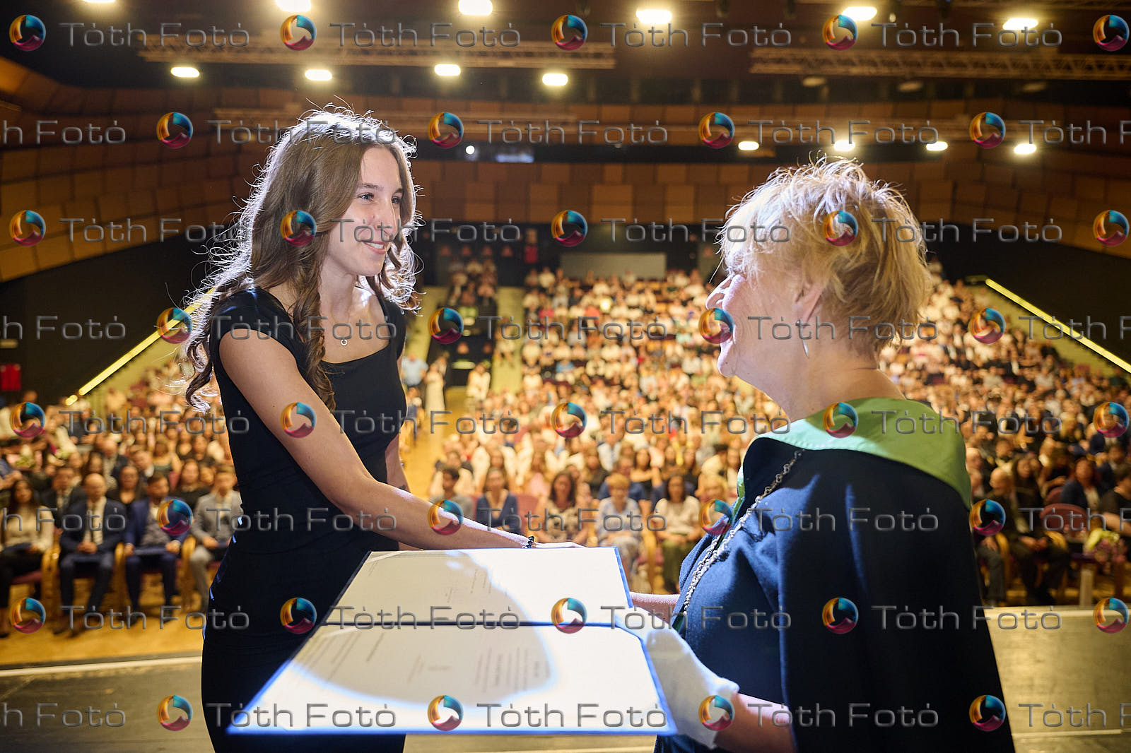 2537 lxf 078